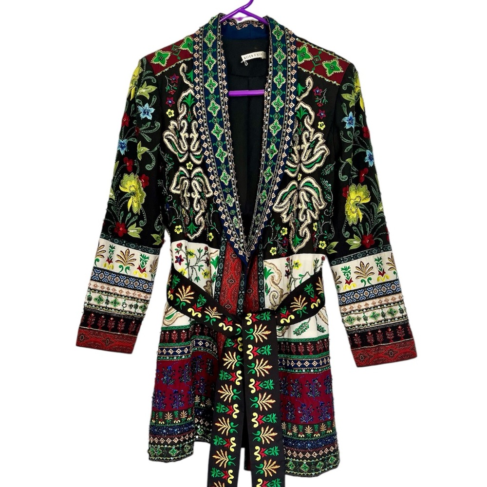 🌺 Alice + Olivia Multicolor Embroidered Blazer